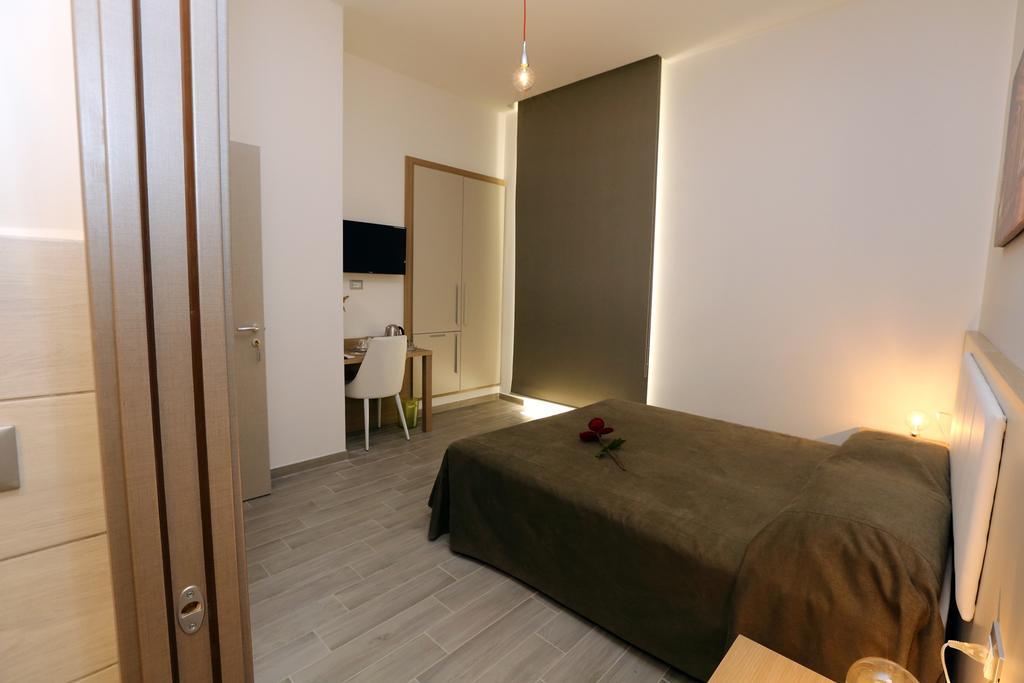 Casa Martinez Roma Hotel Ngoại thất bức ảnh