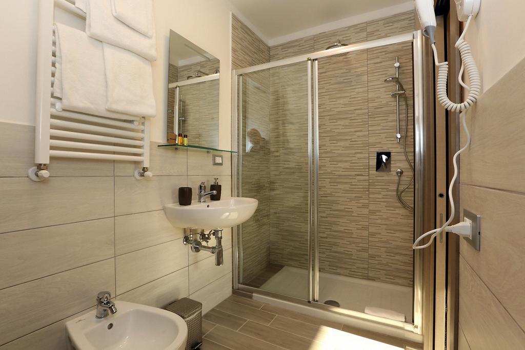 Casa Martinez Roma Hotel Ngoại thất bức ảnh